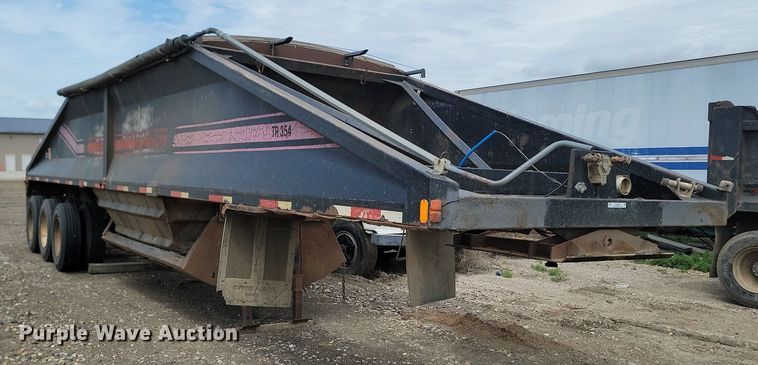image for item OD9526 1986 Midland  MG40C bottom dump trailer
