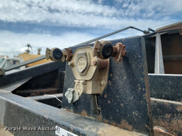 image for item OD9526 1986 Midland  MG40C bottom dump trailer