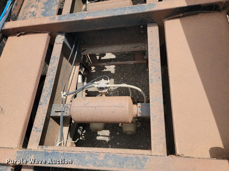 image for item OD9526 1986 Midland  MG40C bottom dump trailer