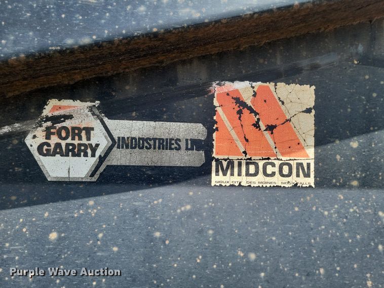 image for item OD9526 1986 Midland  MG40C bottom dump trailer