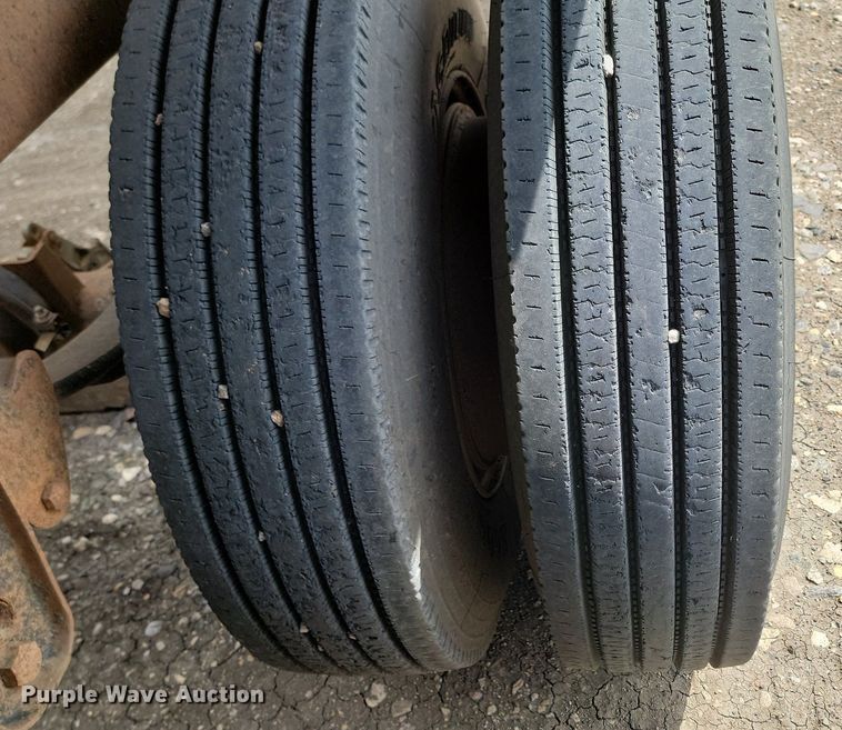 image for item OD9526 1986 Midland  MG40C bottom dump trailer