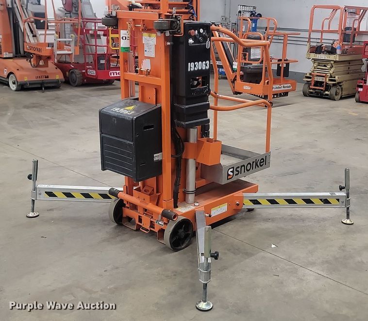 image for item OD9563 2017 Snorkel UL25DC vertical lift