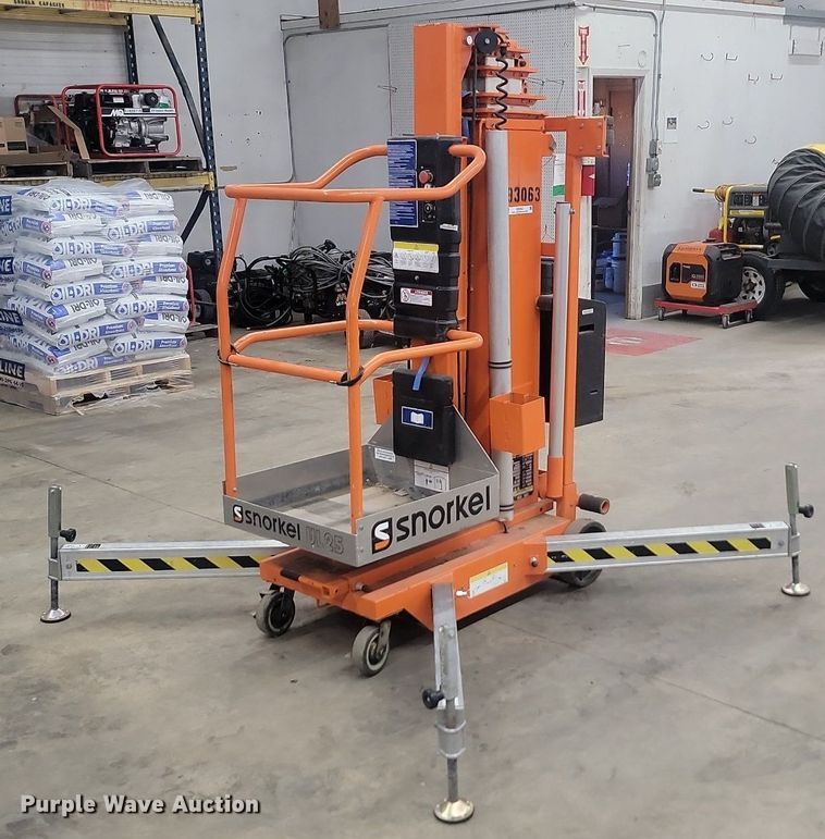 image for item OD9563 2017 Snorkel UL25DC vertical lift