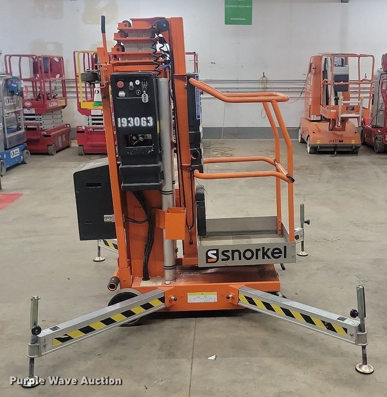 image for item OD9563 2017 Snorkel UL25DC vertical lift