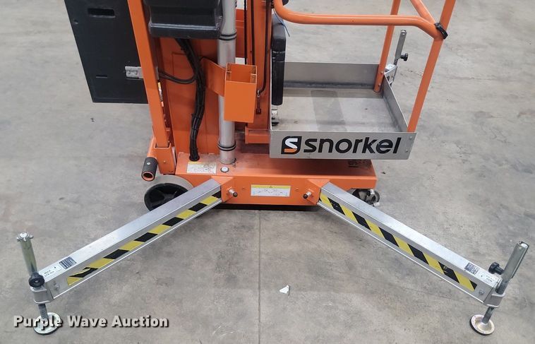 image for item OD9563 2017 Snorkel UL25DC vertical lift