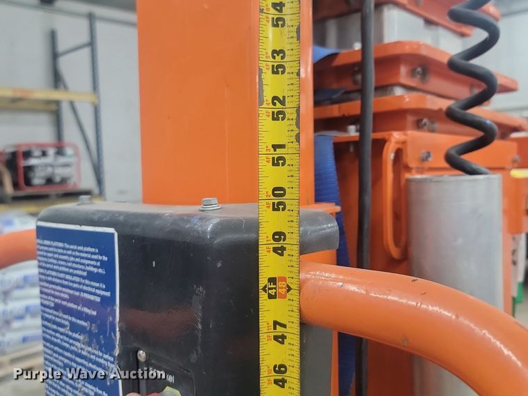 image for item OD9563 2017 Snorkel UL25DC vertical lift