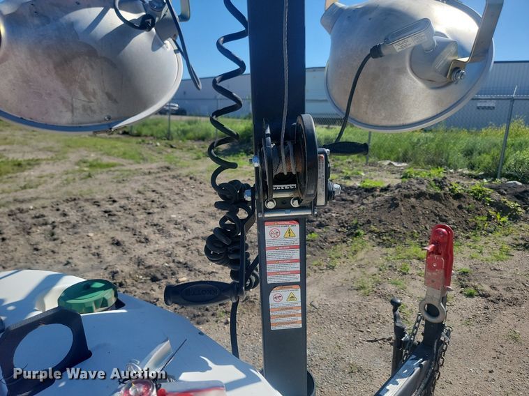 image for item OD9564 Generac Magnum Pro MLT6SM light plant