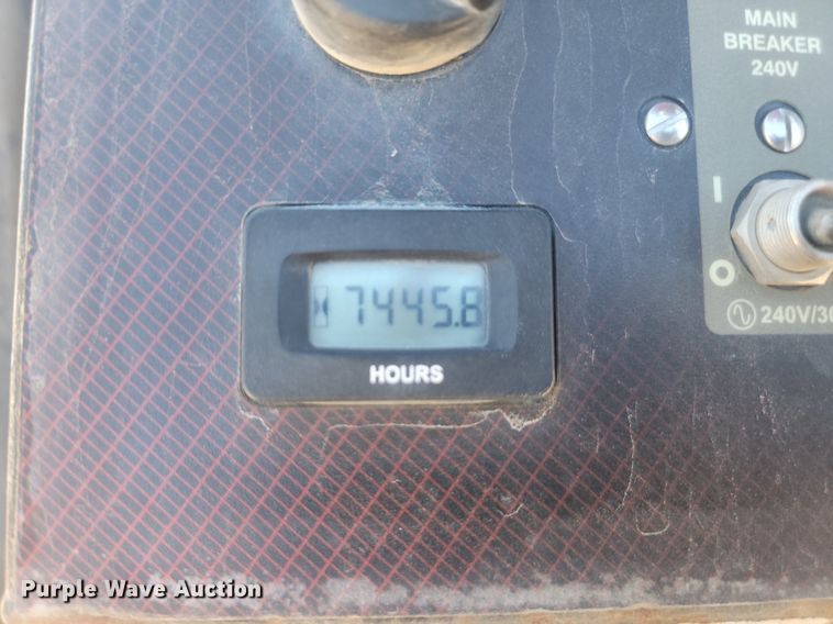 image for item OD9564 Generac Magnum Pro MLT6SM light plant