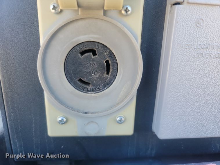 image for item OD9564 Generac Magnum Pro MLT6SM light plant