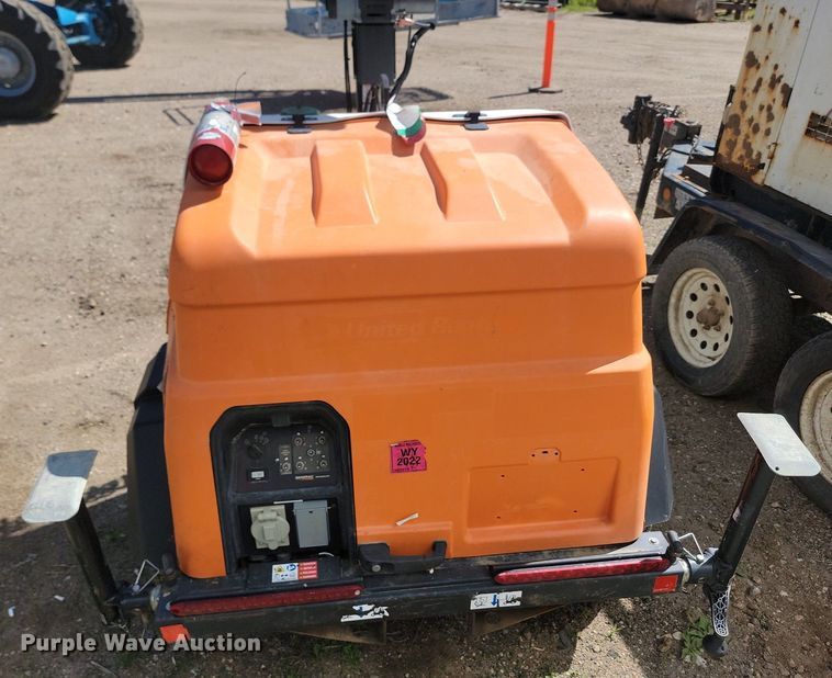 image for item OD9566 Generac Magnum Pro MLT6SM light plant