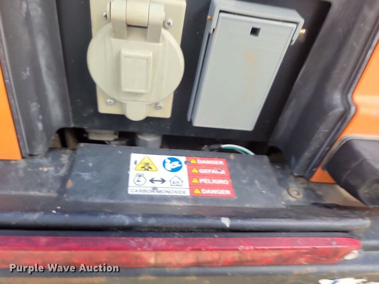 image for item OD9566 Generac Magnum Pro MLT6SM light plant