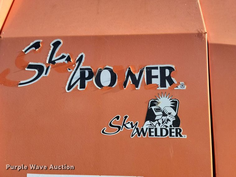 image for item OD9568 2014 JLG 600S boom lift