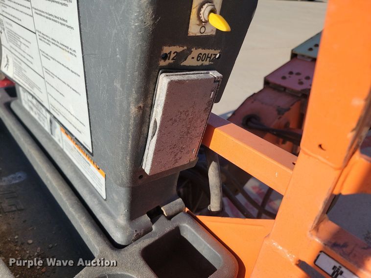 image for item OD9568 2014 JLG 600S boom lift