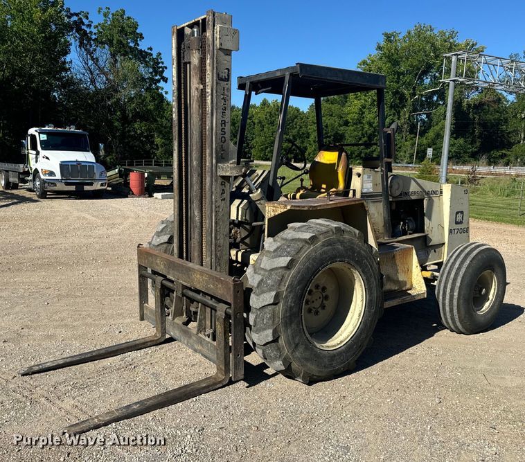 image for item OF9703 Ingersoll-Rand RT706E forklift