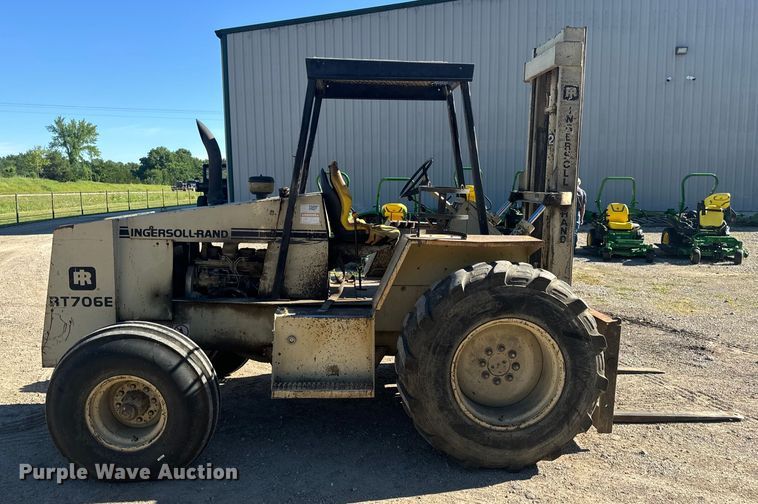 image for item OF9703 Ingersoll-Rand RT706E forklift