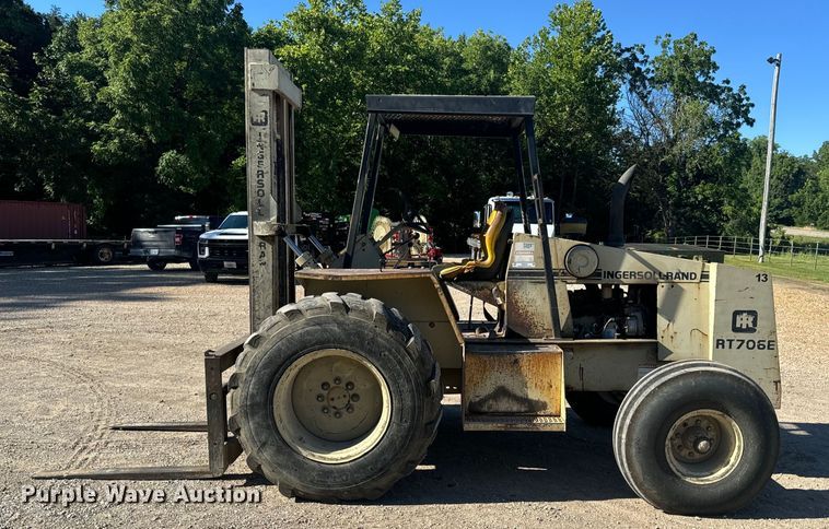 image for item OF9703 Ingersoll-Rand RT706E forklift