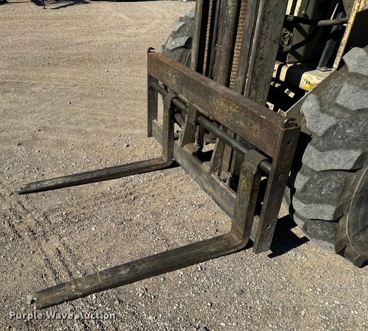 image for item OF9703 Ingersoll-Rand RT706E forklift