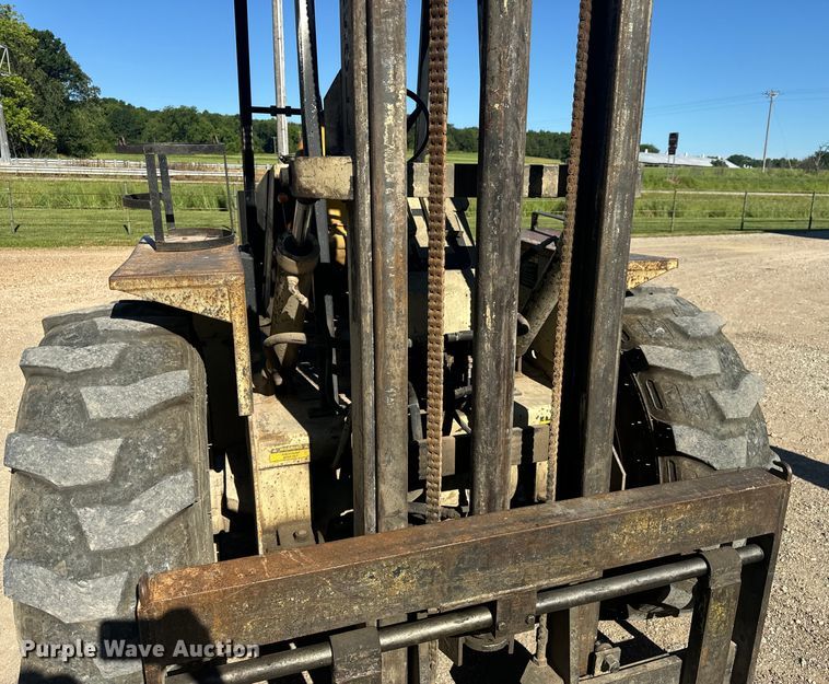 image for item OF9703 Ingersoll-Rand RT706E forklift