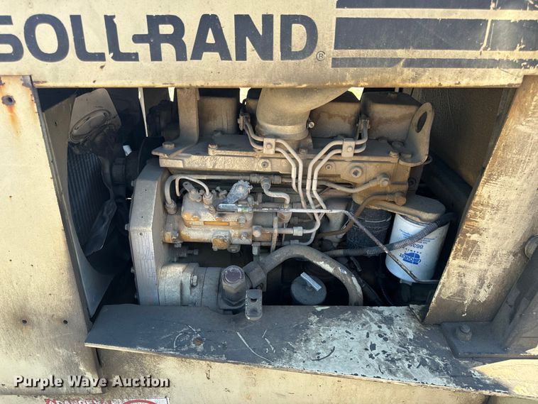 image for item OF9703 Ingersoll-Rand RT706E forklift