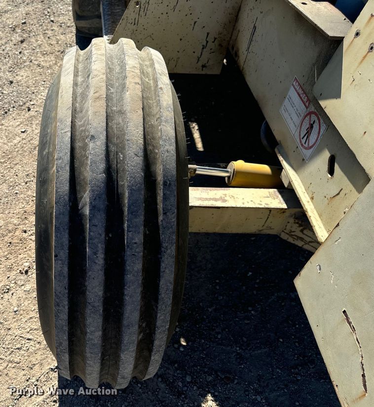 image for item OF9703 Ingersoll-Rand RT706E forklift