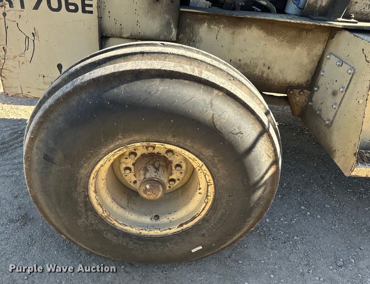 image for item OF9703 Ingersoll-Rand RT706E forklift