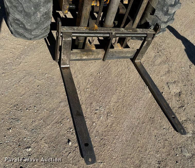 image for item OF9704 Allis-Chalmers  700-G forklift