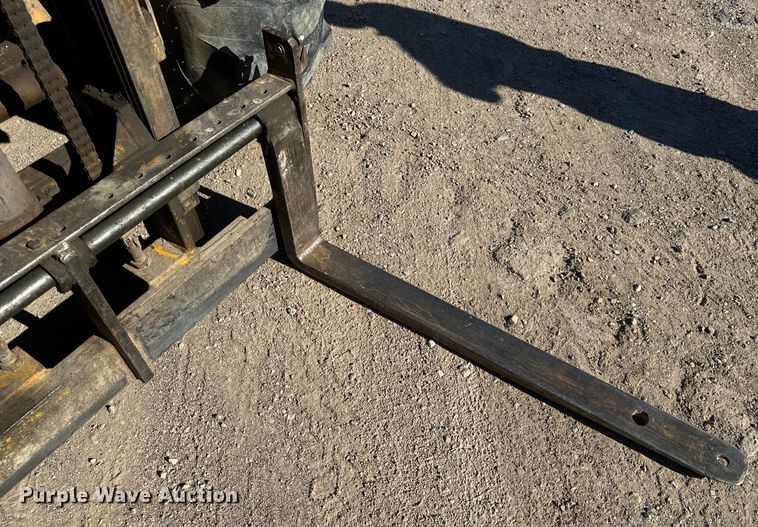 image for item OF9704 Allis-Chalmers  700-G forklift