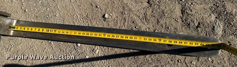 image for item OF9704 Allis-Chalmers  700-G forklift