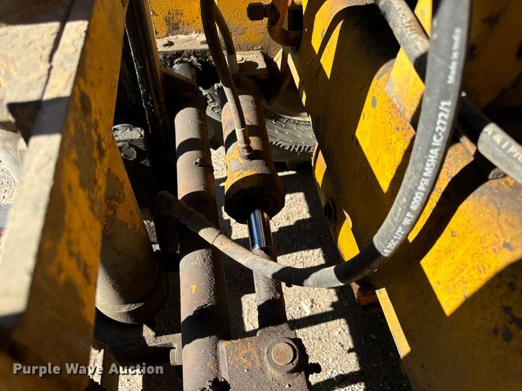 image for item OF9704 Allis-Chalmers  700-G forklift