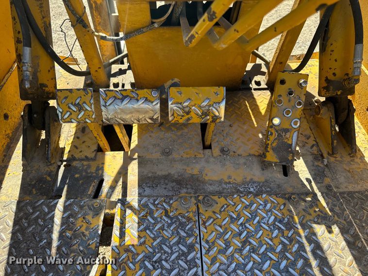 image for item OF9704 Allis-Chalmers  700-G forklift