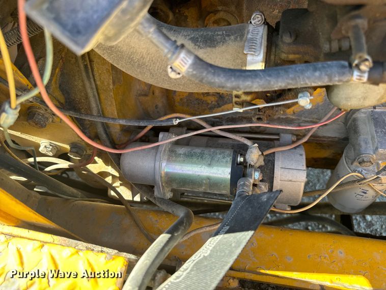 image for item OF9704 Allis-Chalmers  700-G forklift