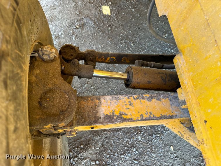 image for item OF9704 Allis-Chalmers  700-G forklift