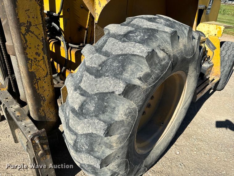 image for item OF9704 Allis-Chalmers  700-G forklift