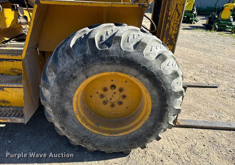 image for item OF9704 Allis-Chalmers  700-G forklift