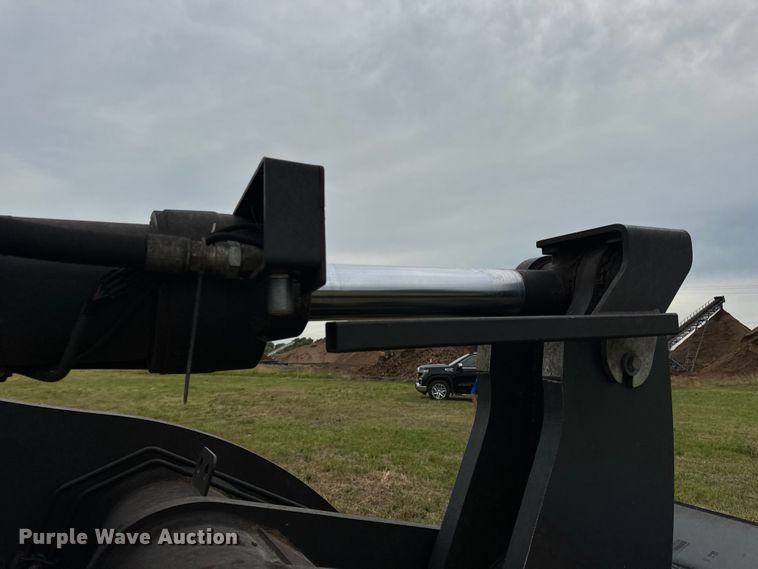 image for item OF9710 2014 John Deere  644K wheel loader