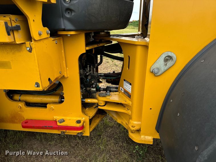 image for item OF9710 2014 John Deere  644K wheel loader