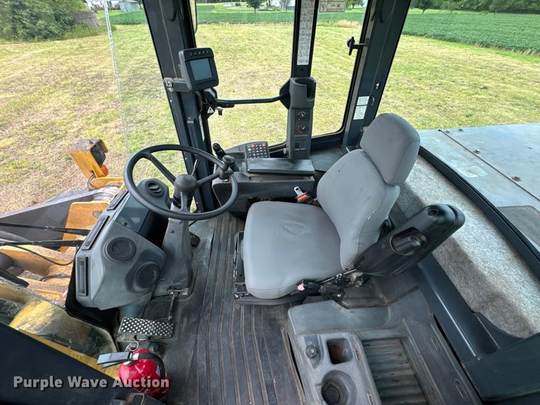 image for item OF9710 2014 John Deere  644K wheel loader