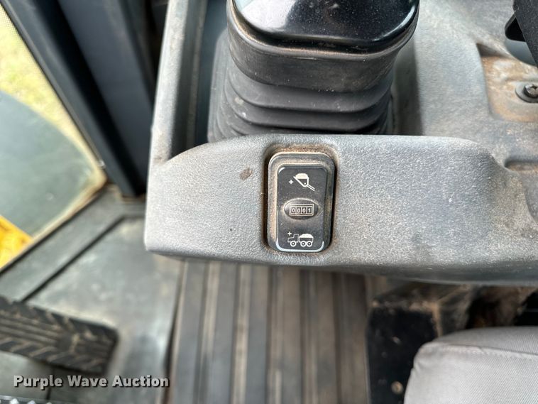 image for item OF9710 2014 John Deere  644K wheel loader