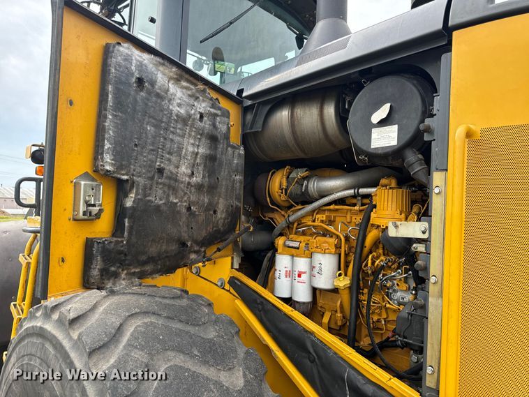 image for item OF9710 2014 John Deere  644K wheel loader