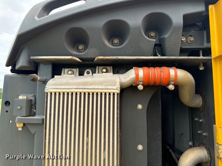 image for item OF9710 2014 John Deere  644K wheel loader