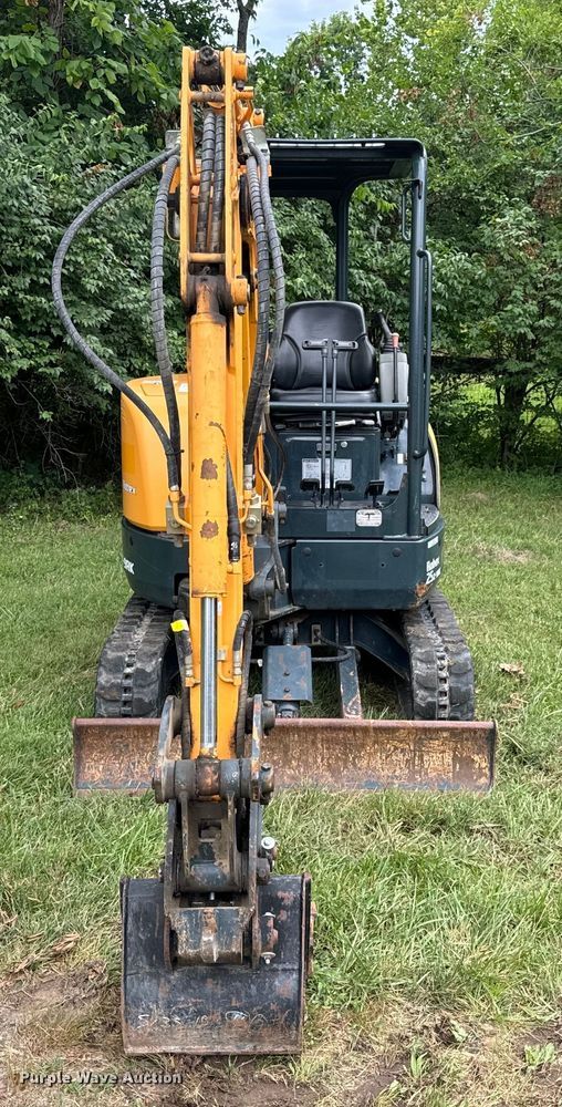image for item OF9721 2016 Hyundai Robex 25Z-9AK mini excavator