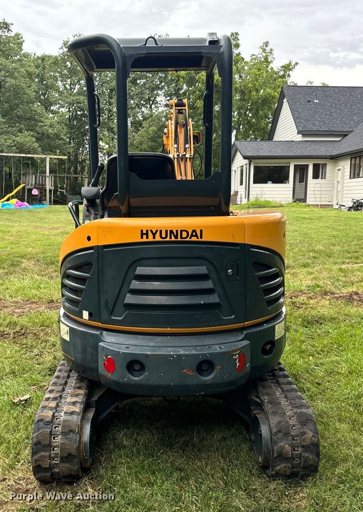 image for item OF9721 2016 Hyundai Robex 25Z-9AK mini excavator