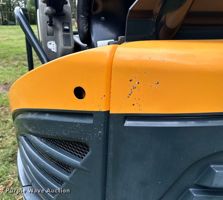 image for item OF9721 2016 Hyundai Robex 25Z-9AK mini excavator