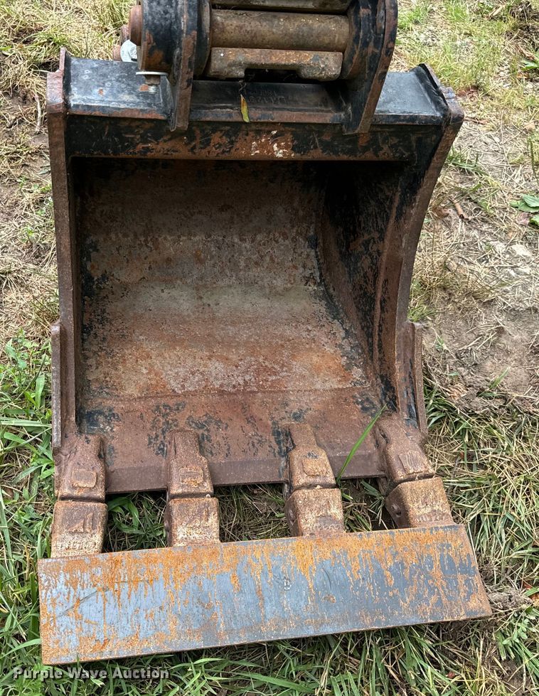 image for item OF9721 2016 Hyundai Robex 25Z-9AK mini excavator