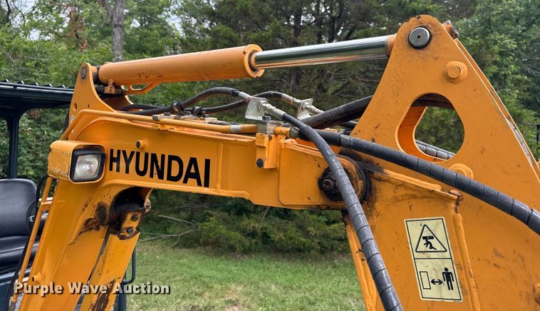 image for item OF9721 2016 Hyundai Robex 25Z-9AK mini excavator