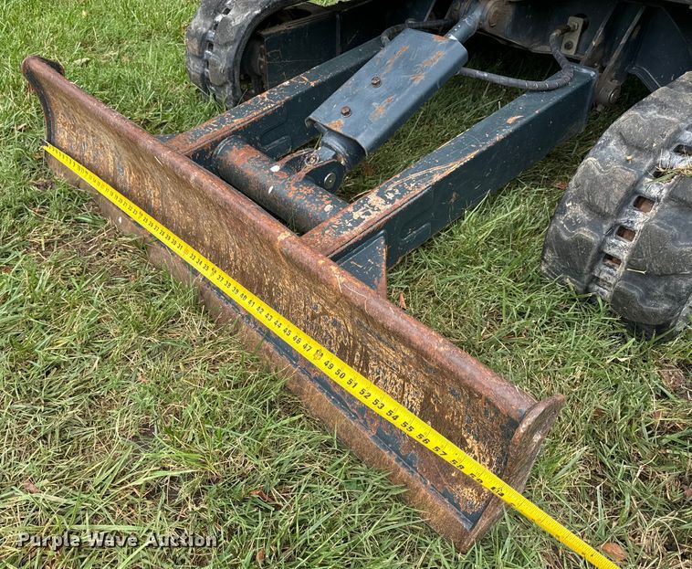 image for item OF9721 2016 Hyundai Robex 25Z-9AK mini excavator