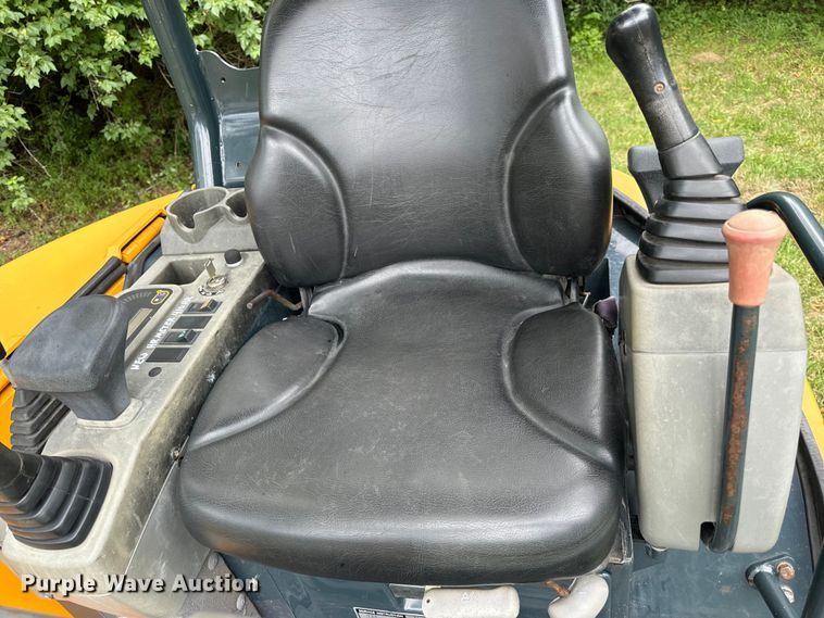 image for item OF9721 2016 Hyundai Robex 25Z-9AK mini excavator