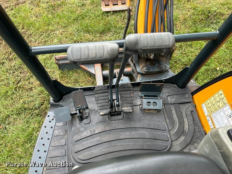 image for item OF9721 2016 Hyundai Robex 25Z-9AK mini excavator