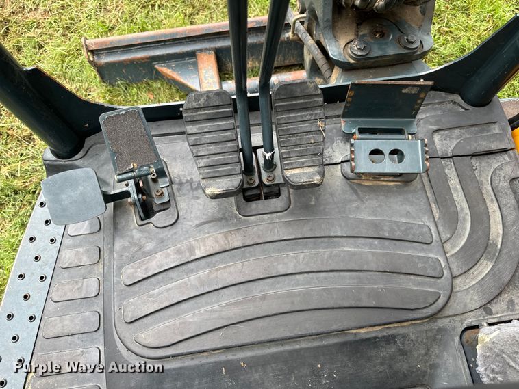 image for item OF9721 2016 Hyundai Robex 25Z-9AK mini excavator