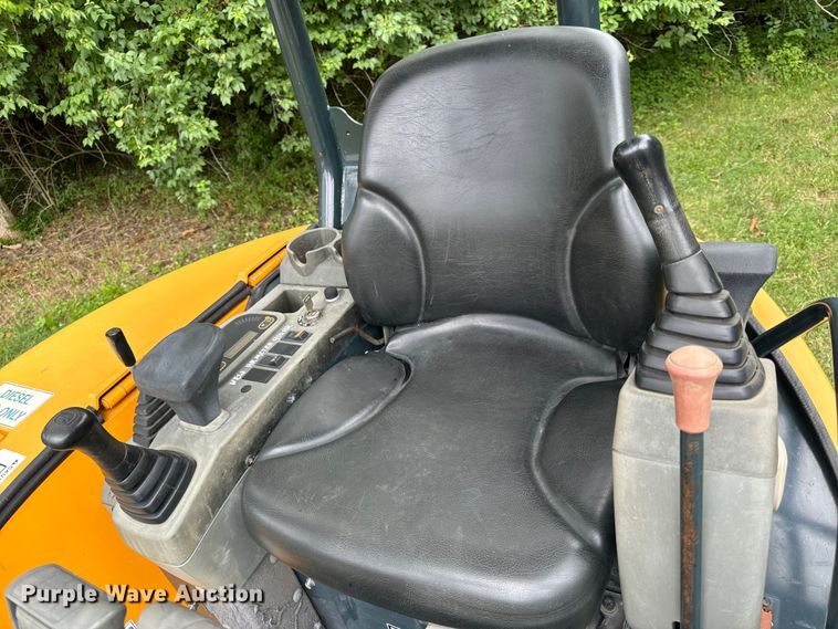 image for item OF9721 2016 Hyundai Robex 25Z-9AK mini excavator